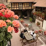 Hotell La Cour Du Bailli & Bergheim