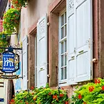 Hotell La Cour Du Bailli &