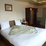 La Cour Du Bailli & Hotell Bergheim