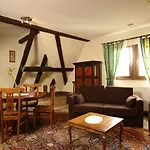 La Cour Du Bailli & Hotell Bergheim