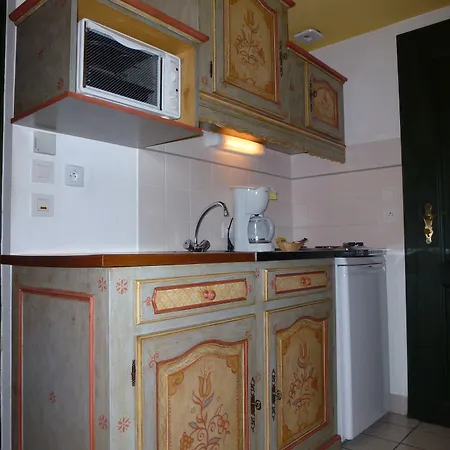 La Cour Du Bailli & 3*