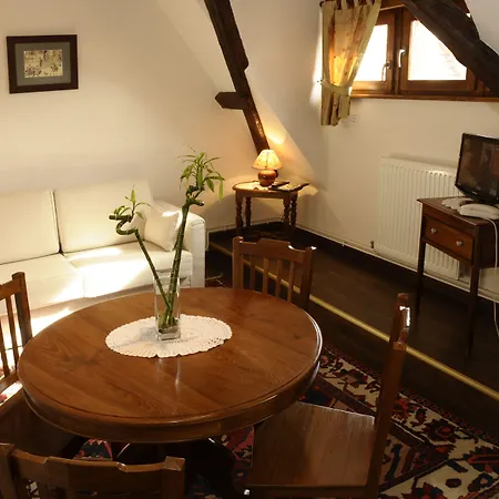 La Cour Du Bailli & Hotel