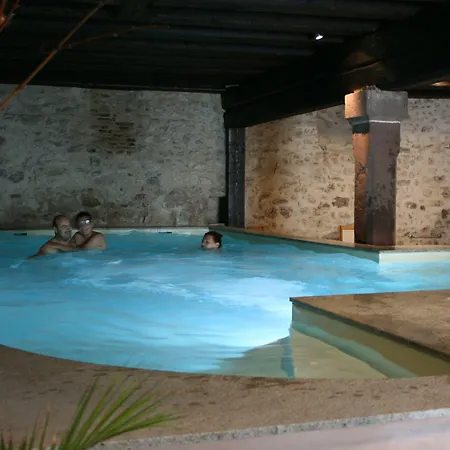 Hotel La Cour Du Bailli &