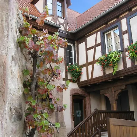 Hotel La Cour Du Bailli &