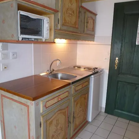 La Cour Du Bailli & 3*